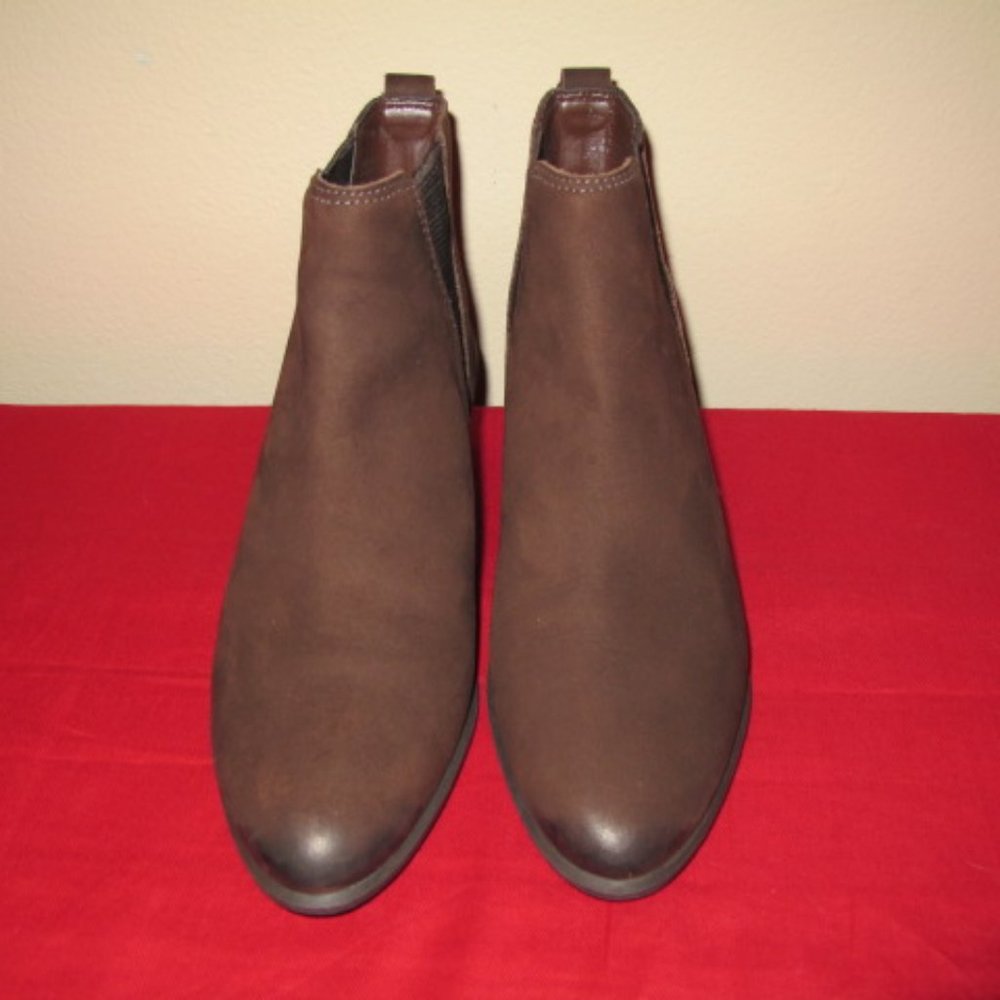 Steve Madden Neoma Nubuck Brown AnkleBoots Sz7 NEW